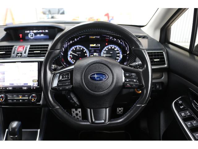 レヴォーグ ２．０ＧＴ－Ｓアイサイト　アイサイト３　オートライト　ターボ　プッシュスタート　電動シートフロント左右　純正１８インチアルミホイール　シートヒーターフロント左右　メモリーナビ　ＥＴＣ２．０（14枚目）