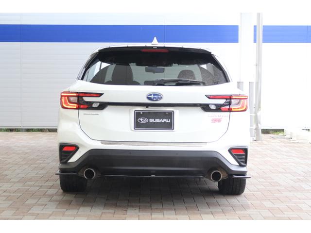 レヴォーグ ＳＴＩスポーツＲ　ＥＸ　２年間走行無制限保証付き　ワンオーナー車　アイサイトＸ搭載　純正ドライブレコーダー装備　ＥＴＣ２．０搭載　ＬＥＤアクセサリーライナー　　フロントサイドリヤカメラ　スマートリヤビューミラー　　本革シート（5枚目）