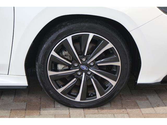 レヴォーグ ＳＴＩスポーツＲ　ＥＸ　２年間走行無制限保証付き　ワンオーナー車　アイサイトＸ搭載　純正ドライブレコーダー装備　ＥＴＣ２．０搭載　ＬＥＤアクセサリーライナー　　フロントサイドリヤカメラ　スマートリヤビューミラー　　本革シート（7枚目）