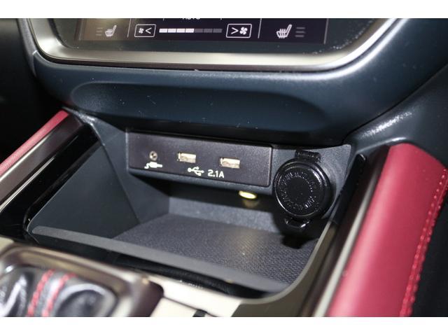 レヴォーグ ＳＴＩスポーツＲ　ＥＸ　２年間走行無制限保証付き　ワンオーナー車　アイサイトＸ搭載　純正ドライブレコーダー装備　ＥＴＣ２．０搭載　ＬＥＤアクセサリーライナー　　フロントサイドリヤカメラ　スマートリヤビューミラー　　本革シート（12枚目）