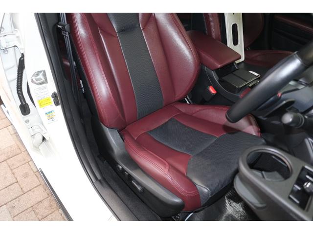 レヴォーグ ＳＴＩスポーツＲ　ＥＸ　２年間走行無制限保証付き　ワンオーナー車　アイサイトＸ搭載　純正ドライブレコーダー装備　ＥＴＣ２．０搭載　ＬＥＤアクセサリーライナー　　フロントサイドリヤカメラ　スマートリヤビューミラー　　本革シート（17枚目）