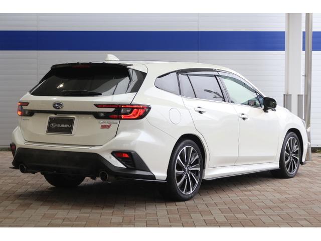 レヴォーグ ＳＴＩスポーツＲ　ＥＸ　２年間走行無制限保証付き　ワンオーナー車　アイサイトＸ搭載　純正ドライブレコーダー装備　ＥＴＣ２．０搭載　ＬＥＤアクセサリーライナー　　フロントサイドリヤカメラ　スマートリヤビューミラー　　本革シート（22枚目）