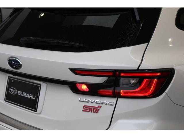 レヴォーグ ＳＴＩスポーツＲ　ＥＸ　２年間走行無制限保証付き　ワンオーナー車　アイサイトＸ搭載　純正ドライブレコーダー装備　ＥＴＣ２．０搭載　ＬＥＤアクセサリーライナー　　フロントサイドリヤカメラ　スマートリヤビューミラー　　本革シート（59枚目）