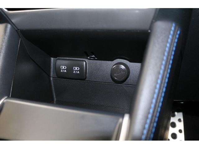 レヴォーグ １．６ＧＴ－Ｓアイサイト　　１８インチアルミホイール　ＬＥＤライト　オートライト　ターボ　ワンオーナー　プッシュスタート　　本革シート　パワーシートフロント左右　シートヒーターフロント左右　ＥＴＣ２．０　パナソニックナビ　サイドフロントリヤカメラ（25枚目）