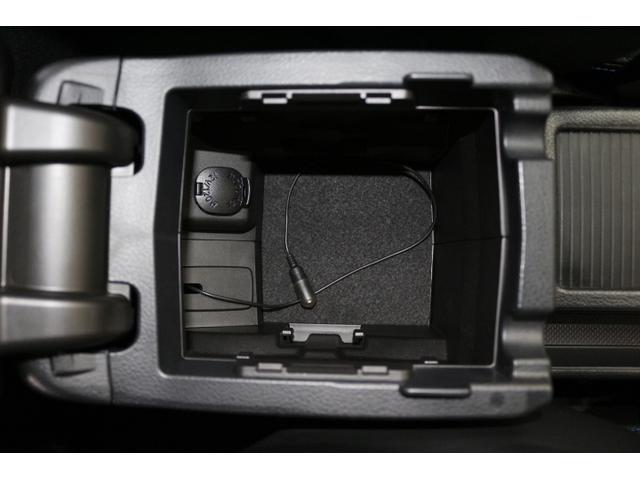 レヴォーグ １．６ＧＴ－Ｓアイサイト　　１８インチアルミホイール　ＬＥＤライト　オートライト　ターボ　ワンオーナー　プッシュスタート　　本革シート　パワーシートフロント左右　シートヒーターフロント左右　ＥＴＣ２．０　パナソニックナビ　サイドフロントリヤカメラ（28枚目）