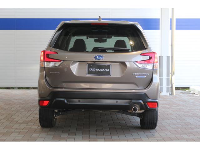 フォレスター ツーリング（アイサイト搭載車）リヤエンターモニター　ナビ（5枚目）