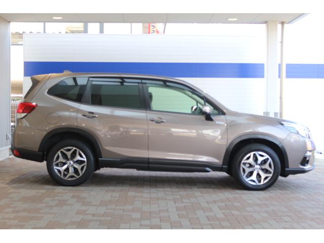 フォレスター ツーリング（アイサイト搭載車）リヤエンターモニター　ナビ（9枚目）