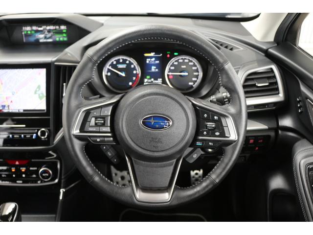 フォレスター アドバンス　アイサイト３　１８インチアルミホイール　ＬＥＤライト　オートライト　ワンオーナー　プッシュスタート　スマートリヤビューミラー　パワーシートフロント左右　パワーリヤゲート　シートヒーターフロント左右リヤ左右　ダイアトーンナビ（14枚目）