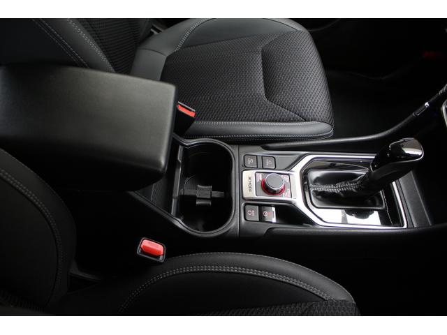 フォレスター アドバンス　アイサイト３　１８インチアルミホイール　ＬＥＤライト　オートライト　ワンオーナー　プッシュスタート　スマートリヤビューミラー　パワーシートフロント左右　パワーリヤゲート　シートヒーターフロント左右リヤ左右　ダイアトーンナビ（26枚目）