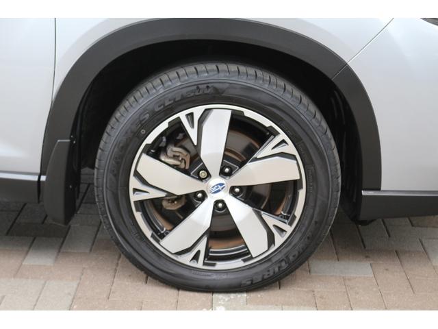 フォレスター アドバンス　ルーフレール　茶本革　ナビ　ドラレコ　ＥＴＣ２．０　３方位カメラ　ＬＥＤライナー　パワーリアゲート　アイサイトＶｅｒ３　衝突回避ブレーキ　全車速追尾式クルーズコントロール　側後方警戒システム　リア障害物センサー　後退時ブレーキアシスト（7枚目）