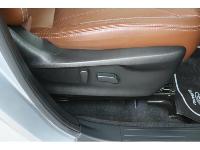 フォレスター アドバンス　ルーフレール　茶本革　ナビ　ドラレコ　ＥＴＣ２．０　３方位カメラ　ＬＥＤライナー　パワーリアゲート　アイサイトＶｅｒ３　衝突回避ブレーキ　全車速追尾式クルーズコントロール　側後方警戒システム　リア障害物センサー　後退時ブレーキアシスト（16枚目）