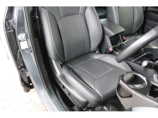 レザーシートはファブリックと比べ対摩耗性に優れ、またシートから埃を出さないので車内を永くきれいな状態に保つことも出来るのでおすすめです！