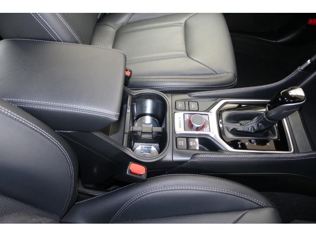 フォレスターの特徴とも言える悪路走破性を高めるＸ−ＭＯＤＥ！通常の走行安定性重視の４ＷＤとは違い雪深い道や泥濘などでダイヤルスイッチを捻るとＸ−ＭＯＤＥと変化します！