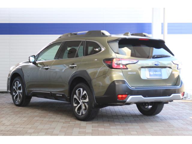 レガシィアウトバック リミテッドＥＸ　茶本革　ナビ　ＥＴＣ２．０　ドラレコ　３方位カメラ　パワーリアゲート　アイサイトＸ　衝突回避ブレーキ　全車速追尾式クルーズコントロール　車線中央維持機能　側後方警戒システム　後退時ブレーキアシスト　リア障害物センサー（11枚目）