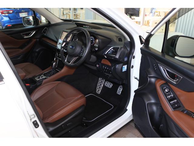 フォレスター アドバンス 大型ガラスサンルーフ(15枚目)