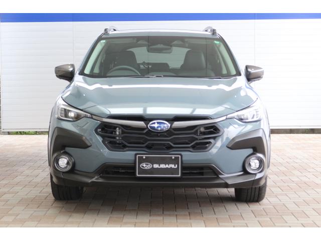 クロストレック リミテッド 新世代アイサイト搭載 ワンオーナー LEDライト オートライト サンルーフ 自動防眩ミラー 純正18インチアルミホイール 革シート 電動シートフロント左右 シートヒーターフロント左右 ルーフレール 純正ナビ ETC2.0 ドラレコ前後(4枚目)