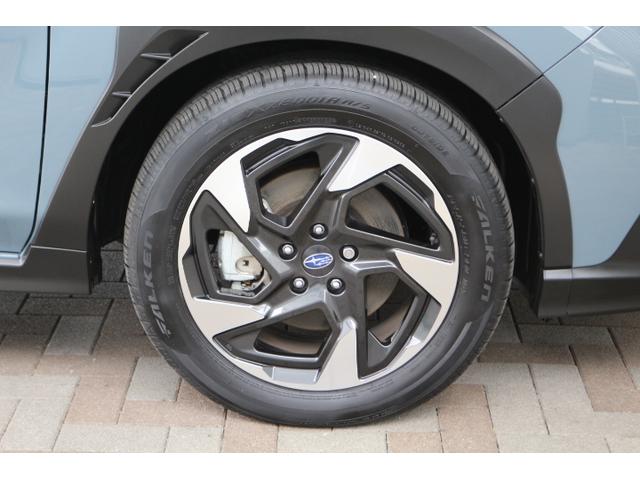 クロストレック リミテッド 新世代アイサイト搭載 ワンオーナー LEDライト オートライト サンルーフ 自動防眩ミラー 純正18インチアルミホイール 革シート 電動シートフロント左右 シートヒーターフロント左右 ルーフレール 純正ナビ ETC2.0 ドラレコ前後(7枚目)