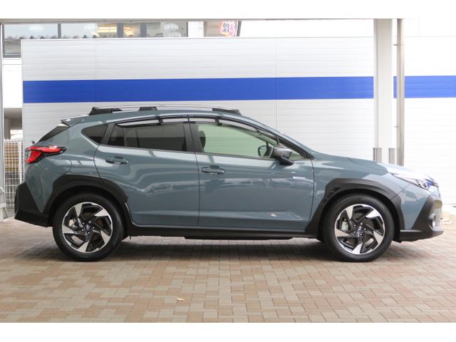 クロストレック リミテッド 新世代アイサイト搭載 ワンオーナー LEDライト オートライト サンルーフ 自動防眩ミラー 純正18インチアルミホイール 革シート 電動シートフロント左右 シートヒーターフロント左右 ルーフレール 純正ナビ ETC2.0 ドラレコ前後(9枚目)