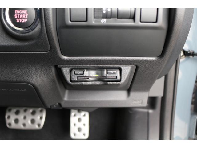 クロストレック リミテッド 新世代アイサイト搭載 ワンオーナー LEDライト オートライト サンルーフ 自動防眩ミラー 純正18インチアルミホイール 革シート 電動シートフロント左右 シートヒーターフロント左右 ルーフレール 純正ナビ ETC2.0 ドラレコ前後(33枚目)