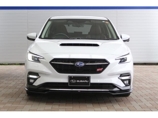 レヴォーグ ＳＴＩスポーツ　ＥＸ　ワンオーナーアイサイトＸ搭載　ＬＥＤライト　オートライト　プッシュスタート　純正１８インチアルミホイール　電動シートフロント左右　スマートリヤビューミラー　電動リヤゲート　シートヒーターフロント左右リヤ左右　ＥＴＣ２．０　ドラレコ（4枚目）