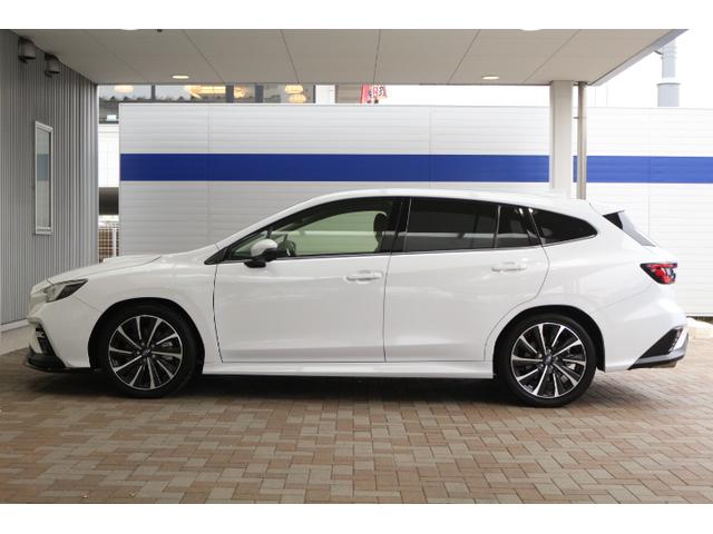 レヴォーグ ＳＴＩスポーツ　ＥＸ　ワンオーナーアイサイトＸ搭載　ＬＥＤライト　オートライト　プッシュスタート　純正１８インチアルミホイール　電動シートフロント左右　スマートリヤビューミラー　電動リヤゲート　シートヒーターフロント左右リヤ左右　ＥＴＣ２．０　ドラレコ（12枚目）