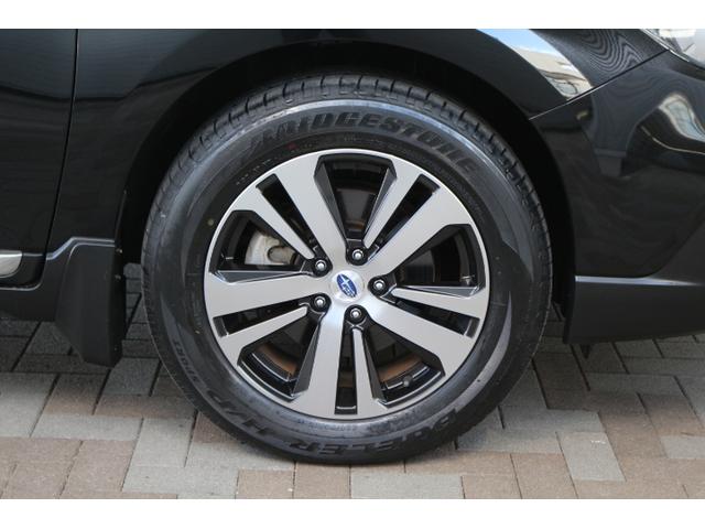 車両の内外装の状態は、第三者機関が発行している、「車両品質評価書」でも確認できます。お時間をいただきますが、傷の状態等を写真で個別にお送りすることもできますので、お気軽にお問合せください。