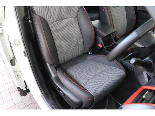 フォレスター Ｘ－ブレイク　スマホ連動８インチナビ　前後ドラレコ＆センサー　ＥＴＣ２．０　電動リアゲート　３方位カメラ　撥水シート　撥水リアラゲッジ　アイサイトＶｅｒ３　衝突回避ブレーキ　全車速追尾式クルーズコントロール　側後方警戒システム　後退時ブレーキアシスト（17枚目）