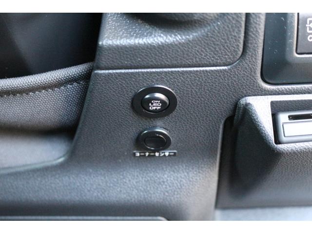 フォレスター Ｘ－ブレイク　スマホ連動８インチナビ　前後ドラレコ＆センサー　ＥＴＣ２．０　電動リアゲート　３方位カメラ　撥水シート　撥水リアラゲッジ　アイサイトＶｅｒ３　衝突回避ブレーキ　全車速追尾式クルーズコントロール　側後方警戒システム　後退時ブレーキアシスト（36枚目）