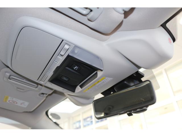 フォレスター Ｘ－ブレイク　スマホ連動８インチナビ　前後ドラレコ＆センサー　ＥＴＣ２．０　電動リアゲート　３方位カメラ　撥水シート　撥水リアラゲッジ　アイサイトＶｅｒ３　衝突回避ブレーキ　全車速追尾式クルーズコントロール　側後方警戒システム　後退時ブレーキアシスト（39枚目）