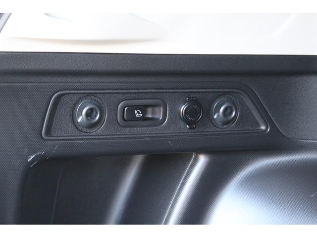 フォレスター Ｘ－ブレイク　スマホ連動８インチナビ　前後ドラレコ＆センサー　ＥＴＣ２．０　電動リアゲート　３方位カメラ　撥水シート　撥水リアラゲッジ　アイサイトＶｅｒ３　衝突回避ブレーキ　全車速追尾式クルーズコントロール　側後方警戒システム　後退時ブレーキアシスト（47枚目）