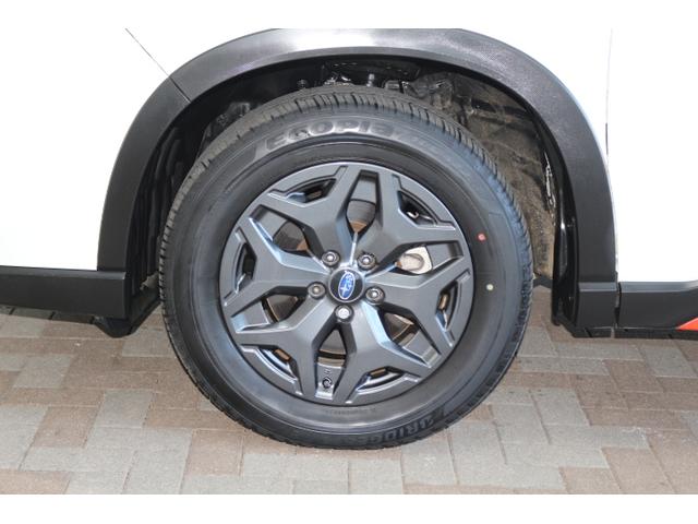 フォレスター Ｘ－ブレイク　スマホ連動８インチナビ　前後ドラレコ＆センサー　ＥＴＣ２．０　電動リアゲート　３方位カメラ　撥水シート　撥水リアラゲッジ　アイサイトＶｅｒ３　衝突回避ブレーキ　全車速追尾式クルーズコントロール　側後方警戒システム　後退時ブレーキアシスト（61枚目）