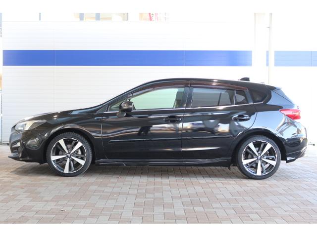 インプレッサスポーツ ２．０ｉ－Ｓアイサイト　８インチナビ　前後ドラレコ　ＥＴＣ２．０　リアカメラ　アイサイトＶｅｒ３　衝突回避ブレーキ　全車速追尾式クルーズコントロール　車線中央維持機能　側後方警戒システム　１８インチホイール　ナノイー発生器　１年間走行距離無制限保証（12枚目）