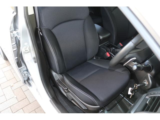 インプレッサスポーツ 2.0iアイサイト(17枚目)