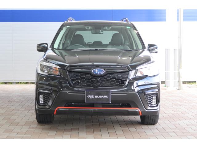 フォレスター Ｘ－ブレイク　アイサイト３搭載　８インチナビ　３方向カメラ　２年間走行距離無制限部分保証付　ワンオーナ　アイサイト３搭載車　衝突被害＆後退時被害軽減ブレーキ　後側方警戒＆停止保持システム　ダイアトーン製８インチナビ　３方向カメラ　ＥＴＣ２．０　スマートリヤビュ（4枚目）