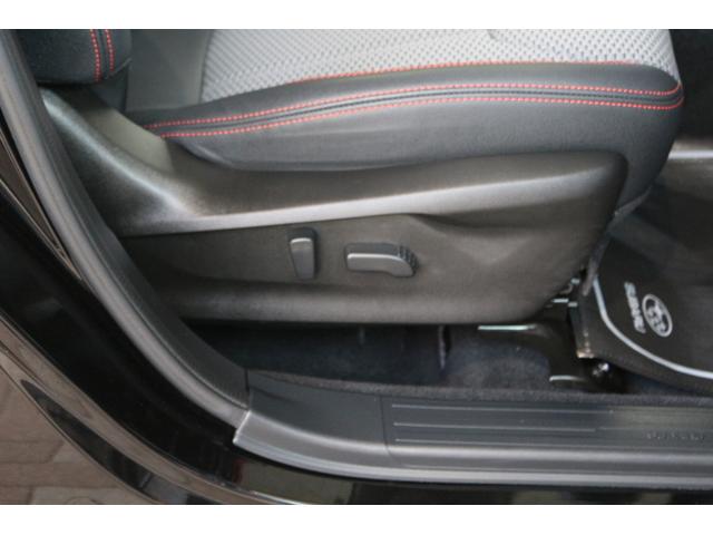 フォレスター Ｘ－ブレイク　アイサイト３搭載　８インチナビ　３方向カメラ　２年間走行距離無制限部分保証付　ワンオーナ　アイサイト３搭載車　衝突被害＆後退時被害軽減ブレーキ　後側方警戒＆停止保持システム　ダイアトーン製８インチナビ　３方向カメラ　ＥＴＣ２．０　スマートリヤビュ（16枚目）