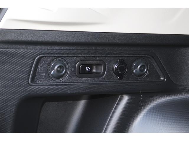 フォレスター Ｘ－ブレイク　アイサイト３搭載　８インチナビ　３方向カメラ　２年間走行距離無制限部分保証付　ワンオーナ　アイサイト３搭載車　衝突被害＆後退時被害軽減ブレーキ　後側方警戒＆停止保持システム　ダイアトーン製８インチナビ　３方向カメラ　ＥＴＣ２．０　スマートリヤビュ（46枚目）