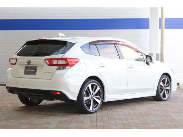 インプレッサスポーツ ２．０ｉ－Ｓアイサイト３　本革　ドラレコ　ＬＥＤオートライト　１８インチアルミホイール　７インチナビ　本革　シートヒーターフロント左右　前後ドラレコ　ＥＴＣ２．０　バックカメラ（10枚目）