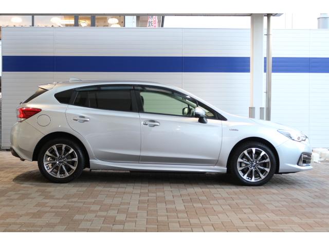 インプレッサスポーツ ２．０ｅ－Ｌアイサイト　ナビ・ドラレコ・ＥＴＣ付き！（9枚目）