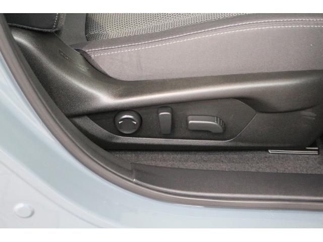 クロストレック リミテッド 新世代アイサイト搭載 全方位カメラ ETC2.0 2年間走行距離無制限部分保証付き ワンオーナー 新世代アイサイト(3眼カメラ) 衝突被害&後退時被害軽減ブレーキ 後側方警戒&停止保持システム Xモード シートヒーター ナビ 全方位カメラ ドラレコ(16枚目)