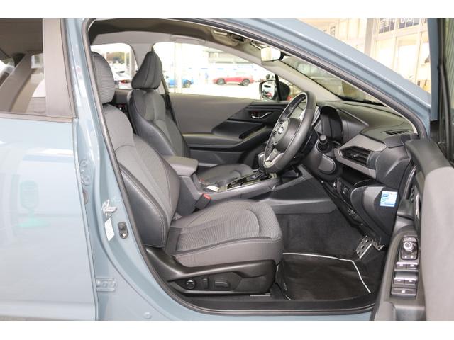 クロストレック リミテッド 新世代アイサイト搭載 全方位カメラ ETC2.0 2年間走行距離無制限部分保証付き ワンオーナー 新世代アイサイト(3眼カメラ) 衝突被害&後退時被害軽減ブレーキ 後側方警戒&停止保持システム Xモード シートヒーター ナビ 全方位カメラ ドラレコ(18枚目)