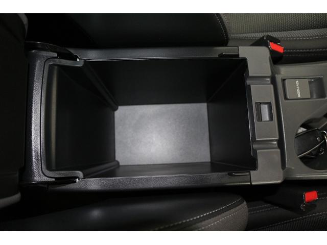 クロストレック リミテッド 新世代アイサイト搭載 全方位カメラ ETC2.0 2年間走行距離無制限部分保証付き ワンオーナー 新世代アイサイト(3眼カメラ) 衝突被害&後退時被害軽減ブレーキ 後側方警戒&停止保持システム Xモード シートヒーター ナビ 全方位カメラ ドラレコ(26枚目)