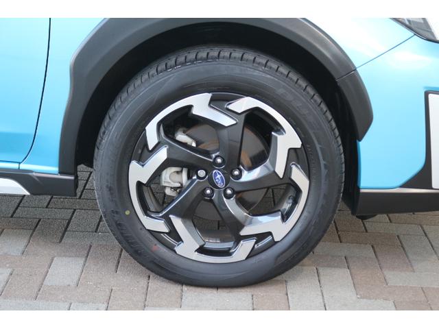 ＸＶ アドバンス　アイサイト３搭載車　レザーシート　８インチナビ　２年間走行距離無制限部分保証付　ワンオーナ　レザーシート　アイサイト３搭載車　衝突被害＆後退時被害軽減ブレーキ　後側方警戒＆停止保持システム　８インチナビ　３方向カメラ　ＥＴＣ２．０　ドライブレコーダ（7枚目）