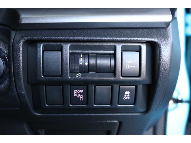 ＸＶ アドバンス　アイサイト３搭載車　レザーシート　８インチナビ　２年間走行距離無制限部分保証付　ワンオーナ　レザーシート　アイサイト３搭載車　衝突被害＆後退時被害軽減ブレーキ　後側方警戒＆停止保持システム　８インチナビ　３方向カメラ　ＥＴＣ２．０　ドライブレコーダ（35枚目）