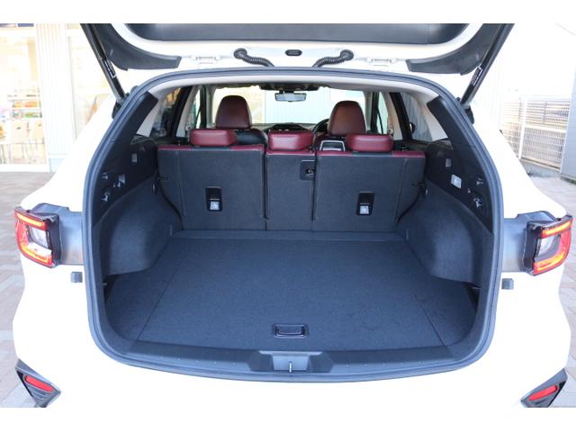 �����H�[�O�̓X�|�[�e�B�ȑ��肾���łȂ��X�e�[�V�������S���Ƃ��Ă��L�����Q�b�W�X�y�[�X�I����Ƀ��Q�b�W���ɂ̓T�u�g�����N�������R�̉ו����ڂ�����̂Ŏ��p����������ł���