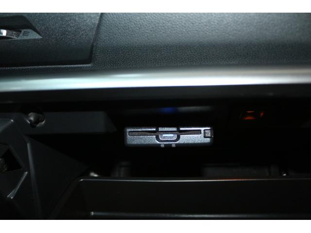 ＸＶ アドバンス　ワンオーナー　アイサイト３　プッシュスタート　純正１８インチアルミホール　電動シートフロント左右　ルーフレール　パナソニックナビ　ＥＴＣＤ２．０　ドライブレコーダー前後　フロント、サイド、バックカメラ（30枚目）