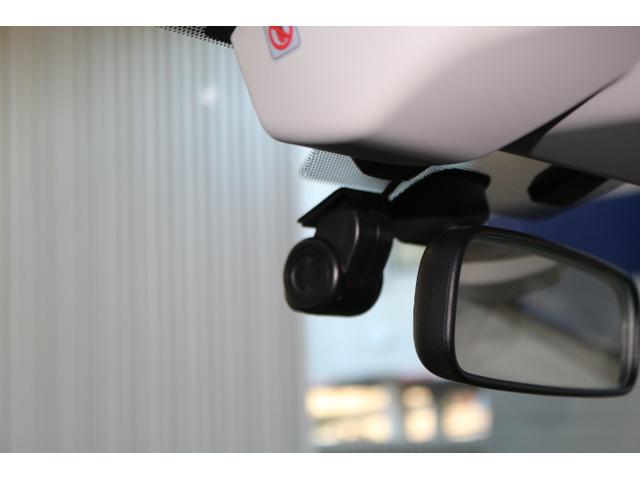 ＸＶ アドバンス　ワンオーナー　アイサイト３　プッシュスタート　純正１８インチアルミホール　電動シートフロント左右　ルーフレール　パナソニックナビ　ＥＴＣＤ２．０　ドライブレコーダー前後　フロント、サイド、バックカメラ（51枚目）