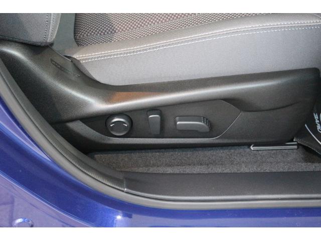 インプレッサ ＳＴ－Ｈ　ＥＴＣ２．０　前後ドラレコ　ステアリングヒーター　１１．６インチナビ　全方位カメラ　３カメラ新世代アイサイト　衝突回避ブレーキ　　車線中央維持機能　側後方警戒システム　後退時ブレーキアシスト　リア障害物センサー　２年間走行距離無制限保証（16枚目）