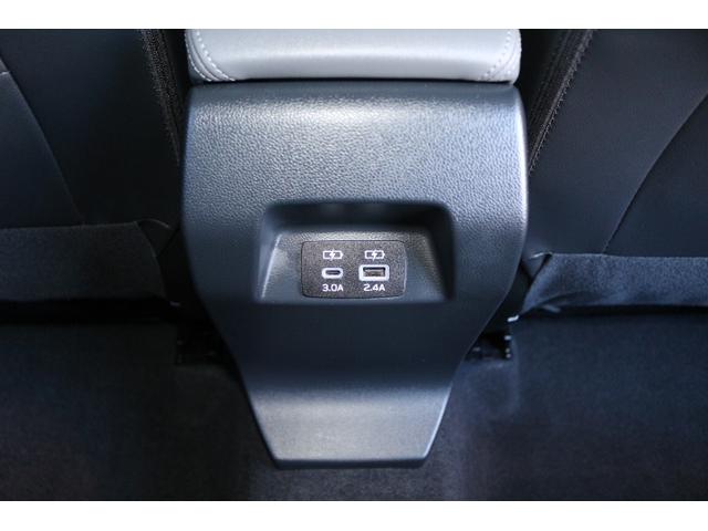 ��ȑ��ɂ��t�r�a�d����A�G�A�R�������o�����𑕔����Ă��܂��B