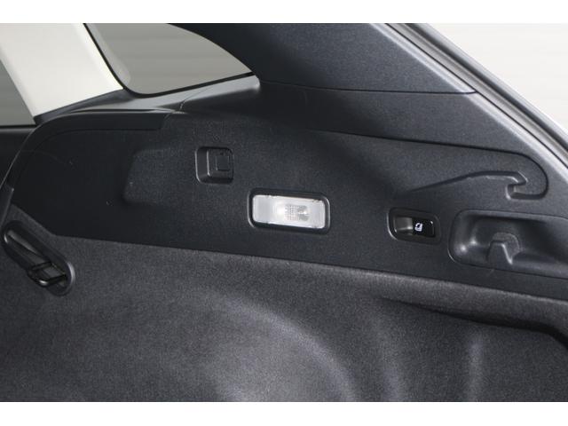 レヴォーグ ＳＴＩスポーツ　ＥＸ　後期型　ハーマンカードン　元レンタカー　全方位カメラ　ＥＴＣ　３カメラアイサイトＸ　衝突回避ブレーキ　全車速追尾式クルーズコントロール　側後方警戒システム　後退時ブレーキアシスト　リア障害物センサー　２年間走行距離無制限保証（44枚目）