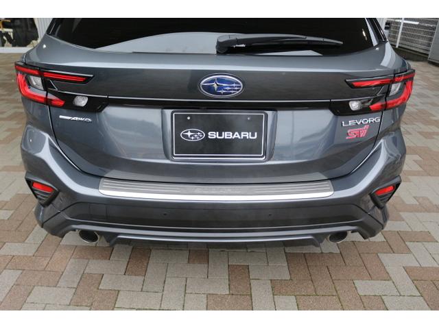 レヴォーグ ＳＴＩスポーツ　ＥＸ　アイサイトＸ　ＬＥＤライト　本革シート　　電動シートフロント左右　シートヒーターフロント左右　リヤ左右　スマートリヤビューミラー　純正１８インチアルミホイール　バックカメラ（43枚目）